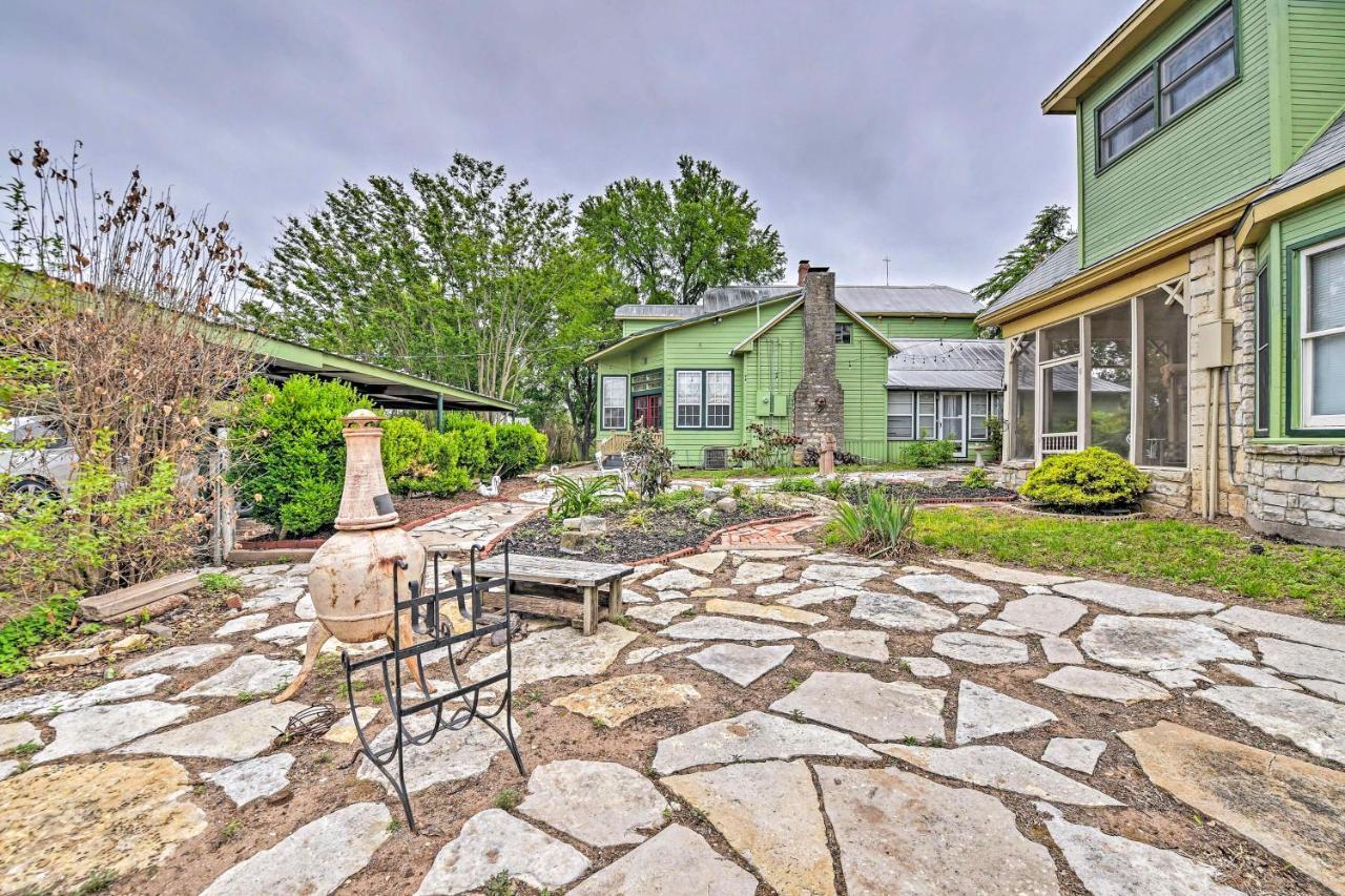 The Lilly House Historic Glen Rose Home With Porch! מראה חיצוני תמונה