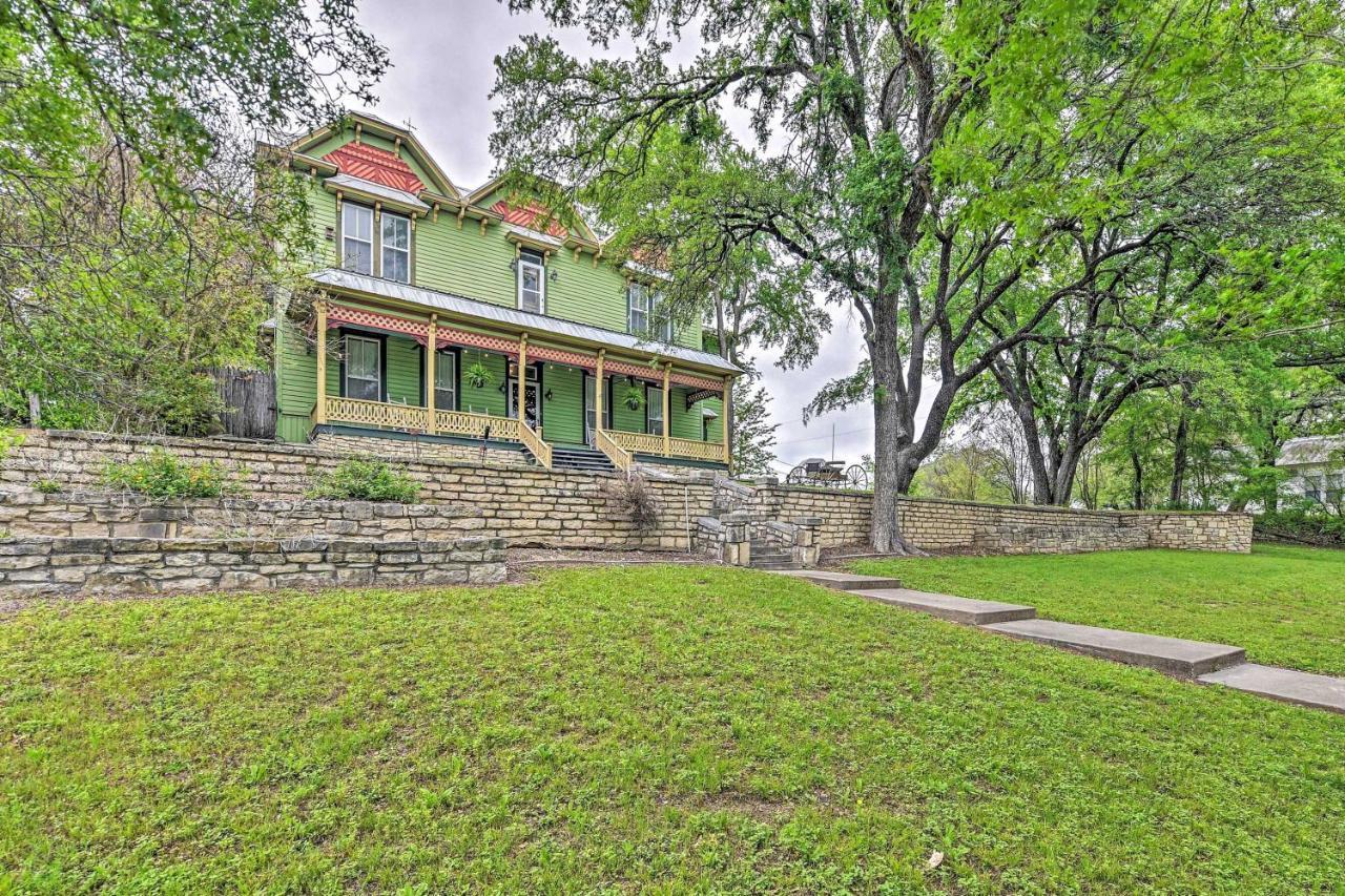 The Lilly House Historic Glen Rose Home With Porch! מראה חיצוני תמונה